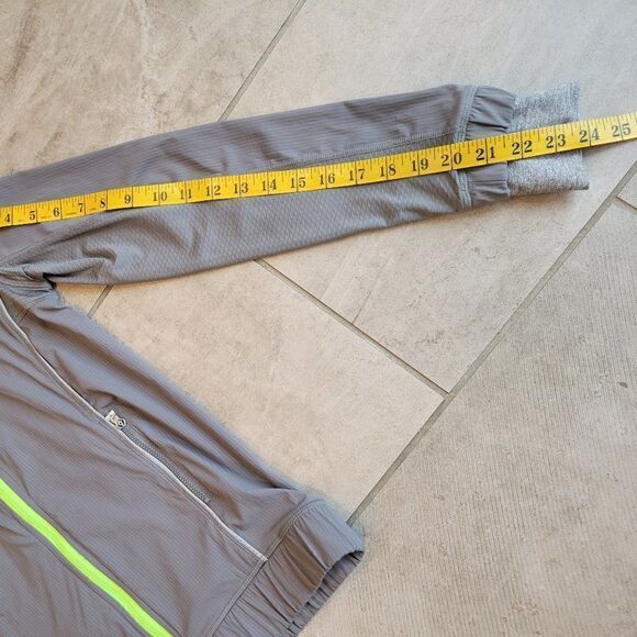 Ivivva (by Lululemon)Full Zip Grey Green Hoodie size 14 - Picture 8 of 8